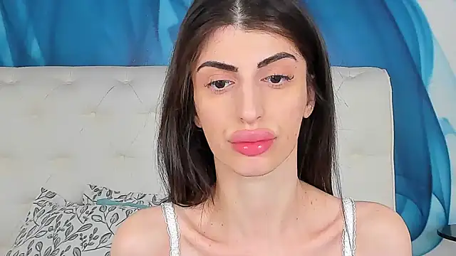 SkinnyDolly online show from 03.19.26