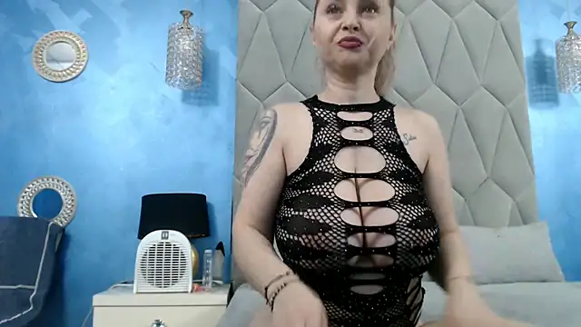 AretiAlisya online show from 02.26.25