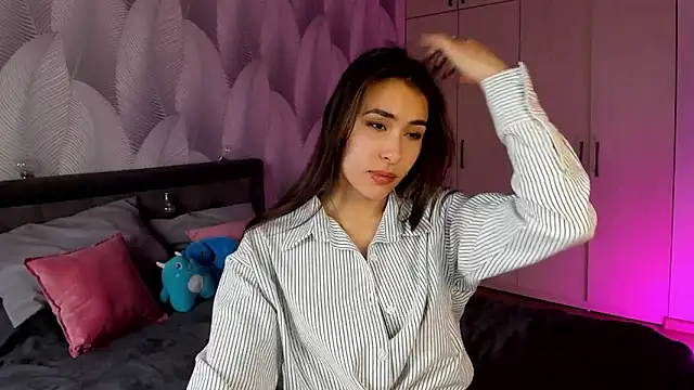 Bambiii bby online show from 10.26.25