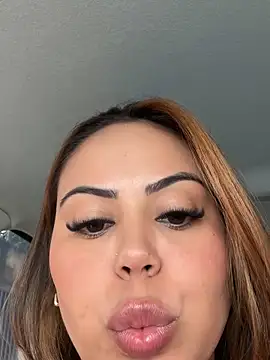 lariic online show from 03.16.26