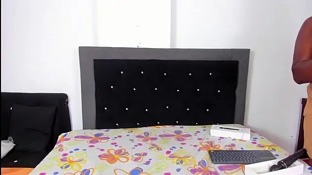 skaysanchez1 online show from 02.03.25