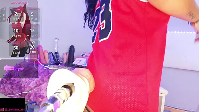 Snapshot of SAMARA_ASS chatting on 12.16.24 SAMARA ASS online show from 12.16.24