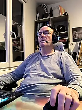 bogland33 online show from 02.13.25