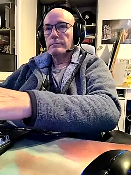 bogland33 online show from 02.19.25