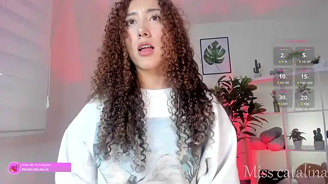 miss catalinaa online show from 02.10.25