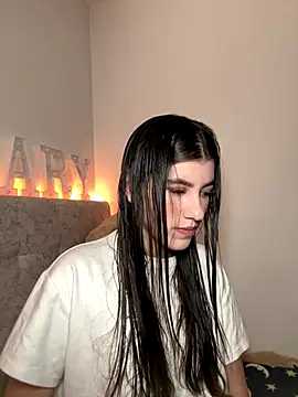 ARITOO  online show from 11.16.25