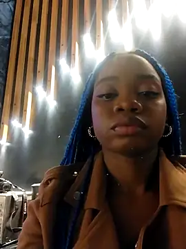 johannaMiller1 online show from 01.10.25