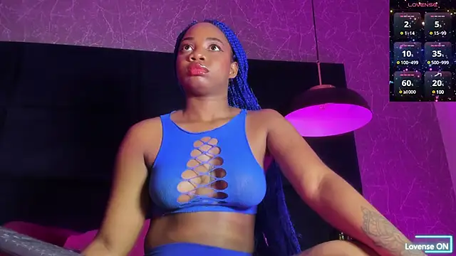 johannaMiller1 online show from 01.16.25