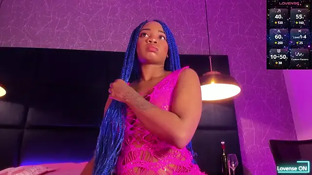 johannaMiller1 online show from 01.16.25