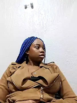 johannaMiller1 online show from 01.25.25