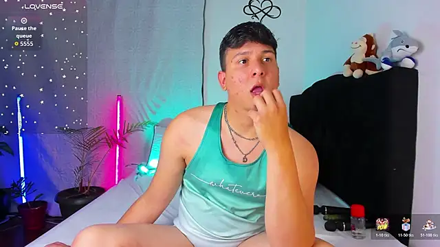 ANDREZALVAREZ online show from 04.12.26