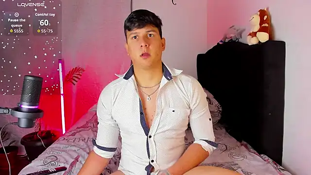 ANDREZALVAREZ online show from 04.16.26