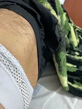 Snapshot of dantedesirexx chatting on 02.03.25 dantedesirexx online show from 02.03.25