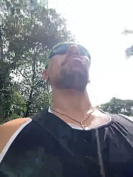 Snapshot of dantedesirexx chatting on 02.06.25 dantedesirexx online show from 02.06.25