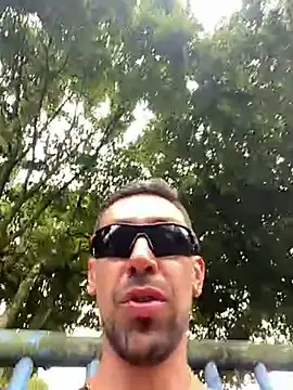 Snapshot of dantedesirexx chatting on 03.07.25 dantedesirexx online show from 03.07.25