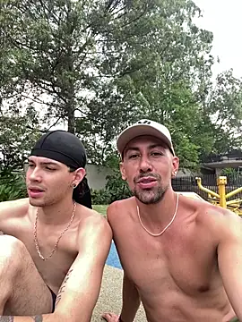 Snapshot of dantedesirexx chatting on 03.15.25 dantedesirexx online show from 03.15.25