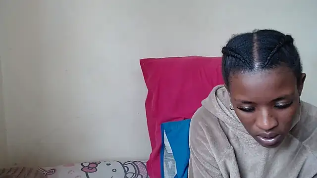 SexyRed18 online show from 09.27.25