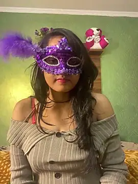 Snapshot of Rihana_Baby chatting on 02.13.25 Rihana Baby online show from 02.13.25