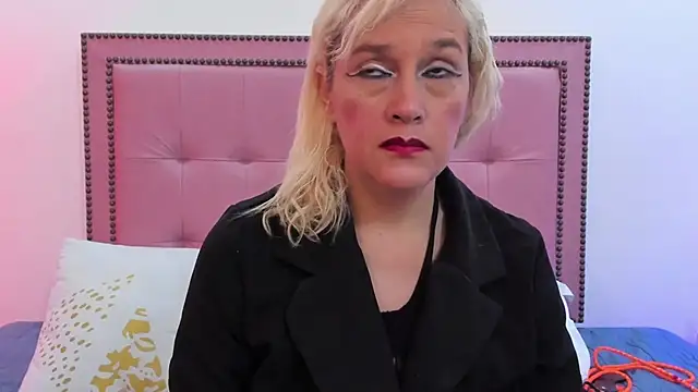 CarolinaGlamour online show from 02.19.25