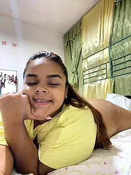 Evabigass online show from 11.08.25