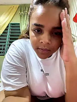 Evabigass online show from 11.12.25