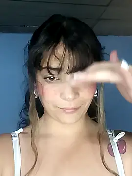 Snapshot of Elvishcassie_ chatting on 01.25.25 Elvishcassie online show from 01.25.25