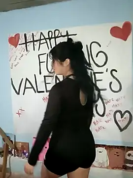 Snapshot of Elvishcassie_ chatting on 02.20.25 Elvishcassie online show from 02.20.25