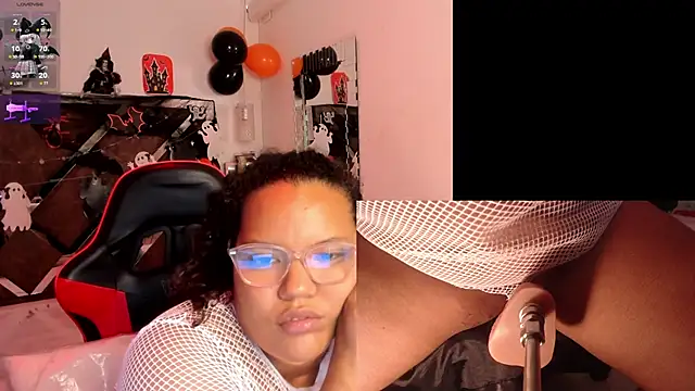 MhiaRey online show from 10.26.25