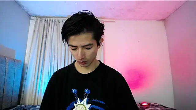 Yellowpokemon23 online show from 04.08.26