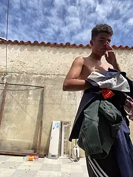 Leo bunny hot online show from 02.17.25