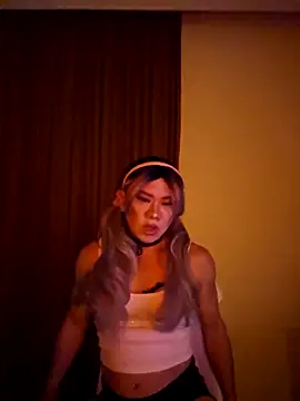 Snapshot of Reneta_Rebekka_Lopez chatting on 10.25.25 Reneta Rebekka Lopez online show from 10.25.25