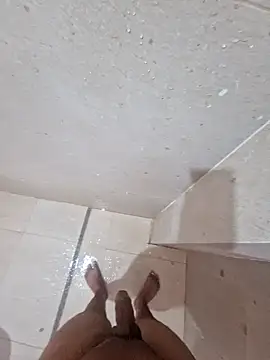 Snapshot of vivanpraj999 chatting on 11.05.25 vivanpraj999 online show from 11.05.25