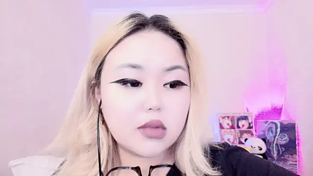 amelia sunlight online show from 02.12.25