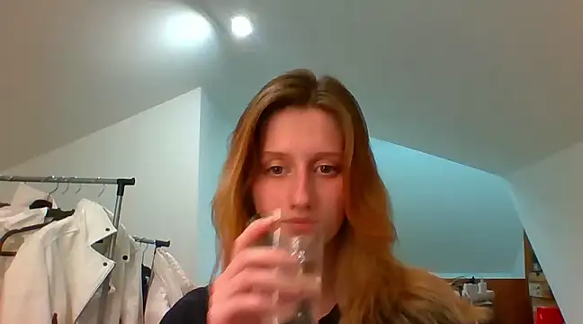 LUNA delight online show from 12.11.24