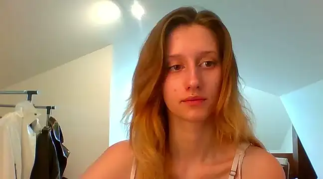 LUNA delight online show from 02.25.25