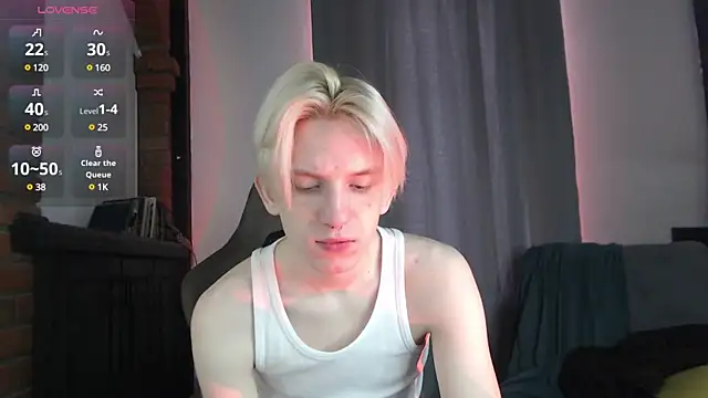 Snapshot of Ron_Vils chatting on 02.27.25 Ron Vils online show from 02.27.25