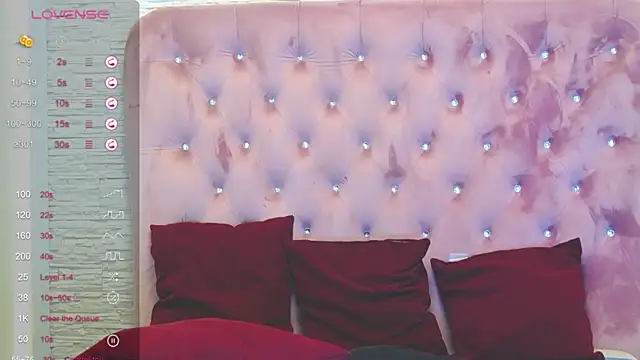 SophiaStarr online show from 12.10.24