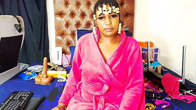 Hotxbums22 online show from 02.12.26