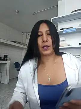 Snapshot of Megan_jennerr chatting on 11.06.25 Megan jennerr online show from 11.06.25