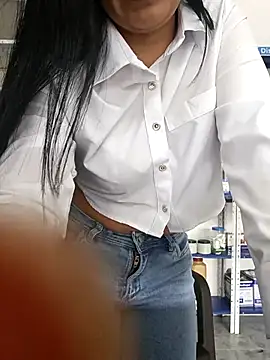 Snapshot of Megan_jennerr chatting on 11.30.25 Megan jennerr online show from 11.30.25