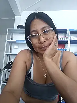 Snapshot of Megan_jennerr chatting on 12.02.25 Megan jennerr online show from 12.02.25