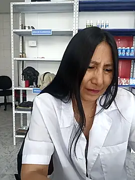 Snapshot of Megan_jennerr chatting on 12.14.25 Megan jennerr online show from 12.14.25