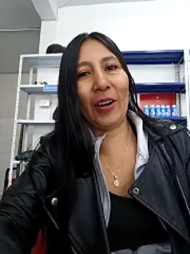 Snapshot of Megan_jennerr chatting on 12.19.25 Megan jennerr online show from 12.19.25