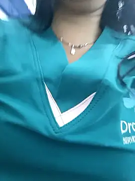 Snapshot of Megan_jennerr chatting on 01.15.26 Megan jennerr online show from 01.15.26