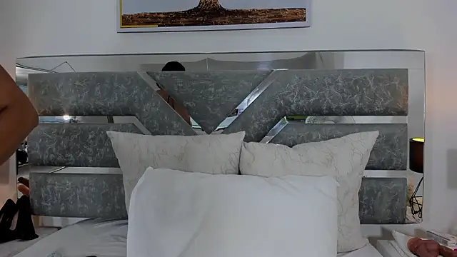 Snapshot of Slut_Milf_ chatting on 02.05.26 Slut Milf online show from 02.05.26