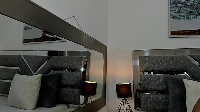 Slut Milf  online show from 03.29.26