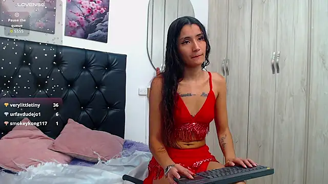 Snapshot of conni_f00x chatting on 04.30.26 conni f00x online show from 04.30.26