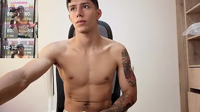 Cristopher23  online show from 10.08.25