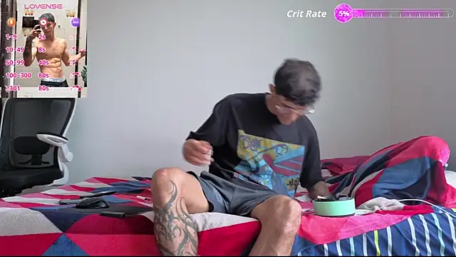 Snapshot of Cristopher23_ chatting on 06.10.26 Cristopher23 online show from 06.10.26