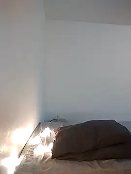 momopretinha online show from 10.17.25